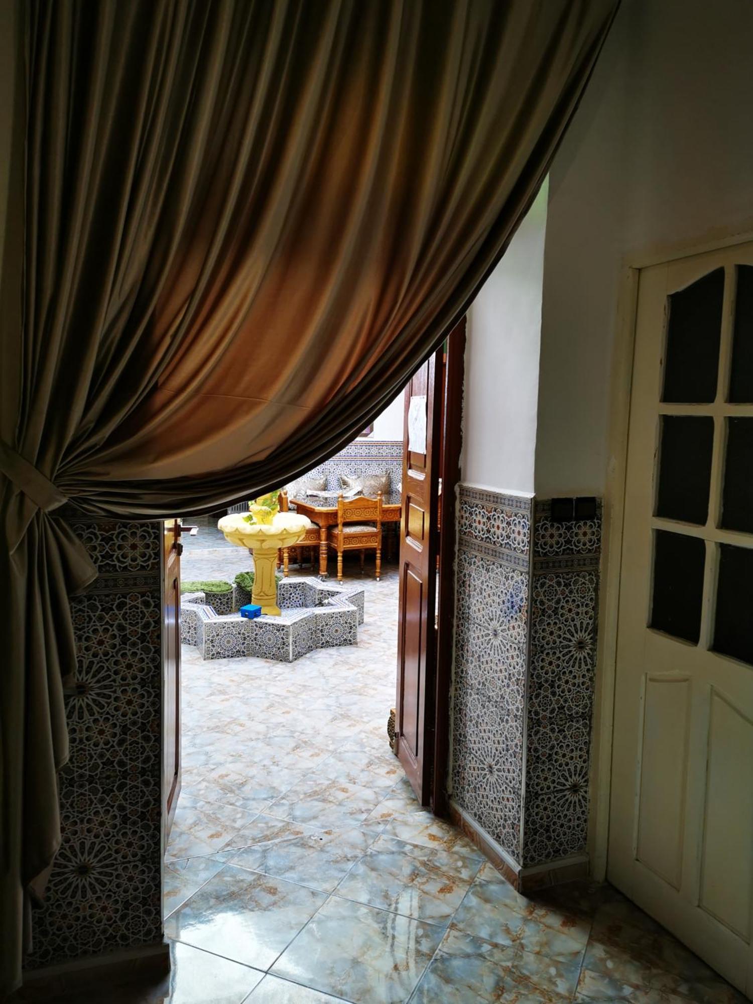 Riad Dar Al Fassia وجدة الغرفة الصورة